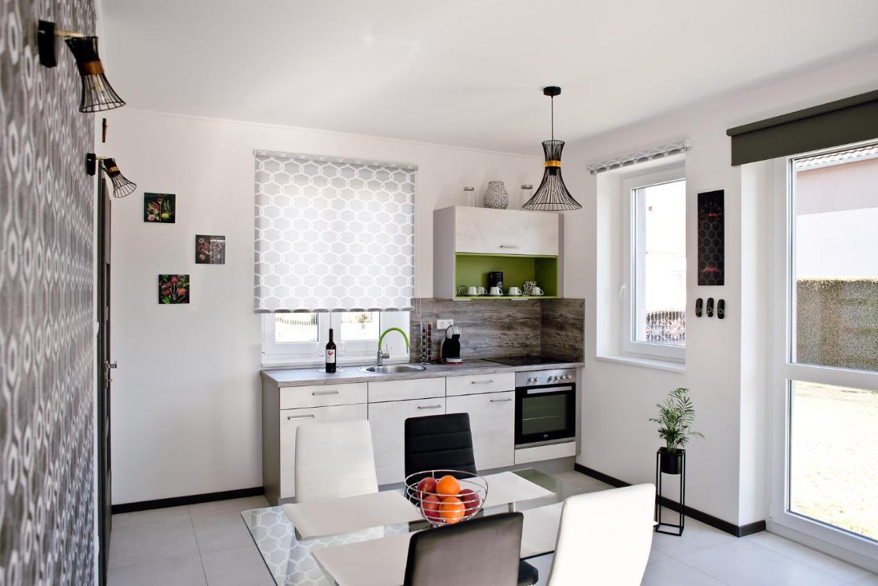 A-765 Apartman Szentgotthárd Eksteriør billede